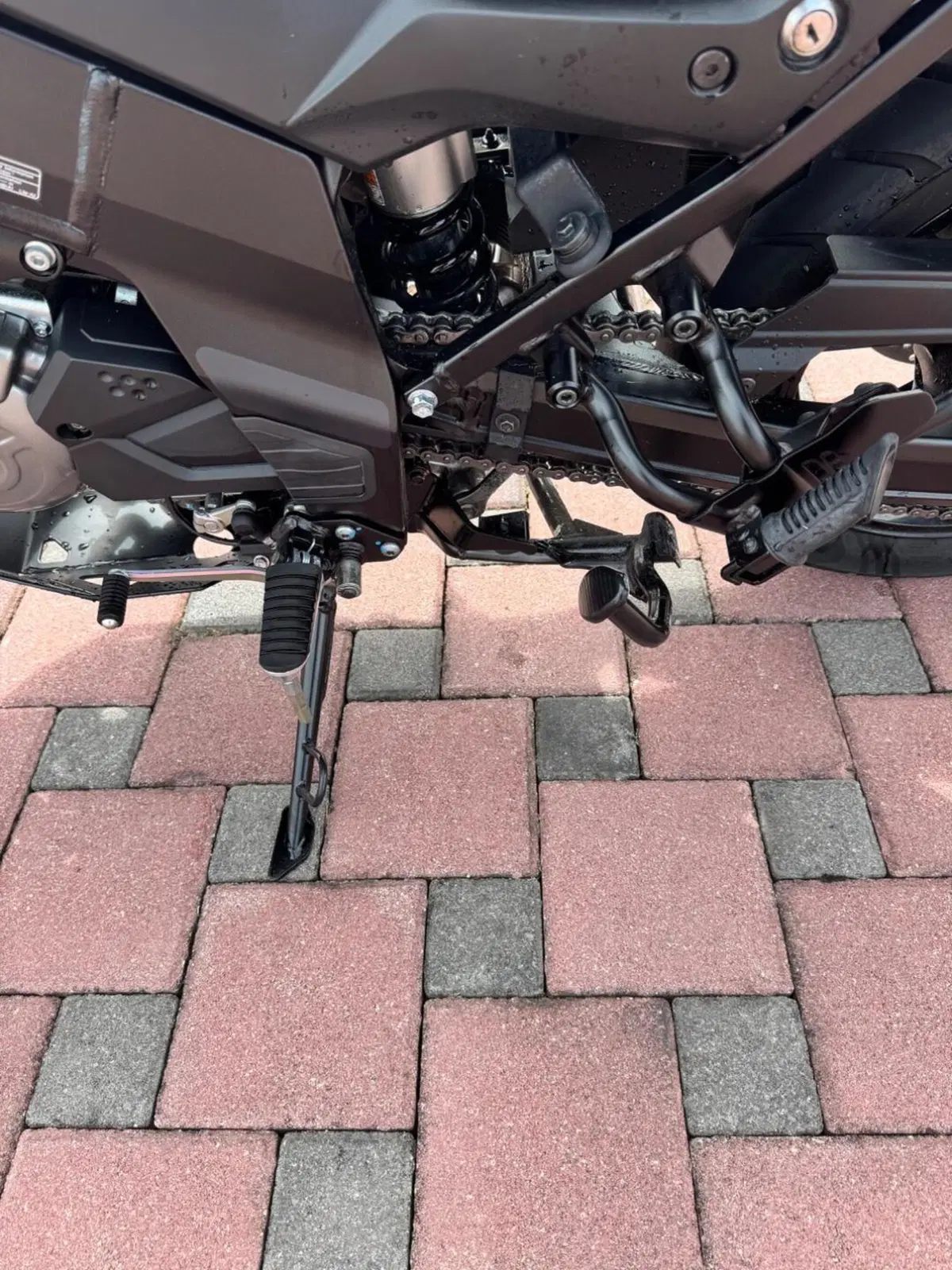 Suzuki V-Strom 650 (2021 - 25) (5)