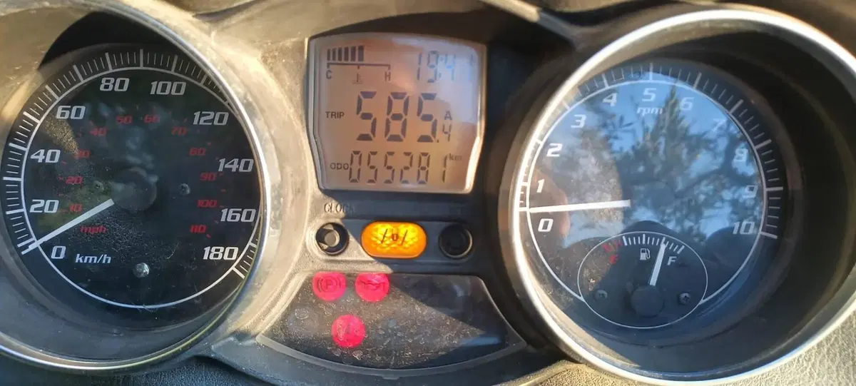 Piaggio MP3 400 Touring (2011 - 12) (6)