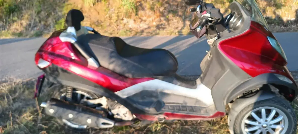 Piaggio MP3 400 Touring (2011 - 12) (8)