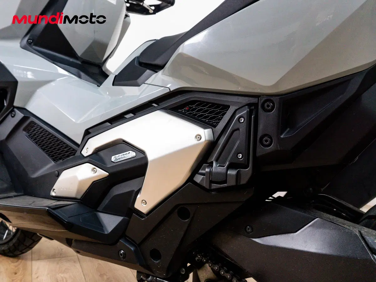 Honda X-ADV 750 (2017) (10)