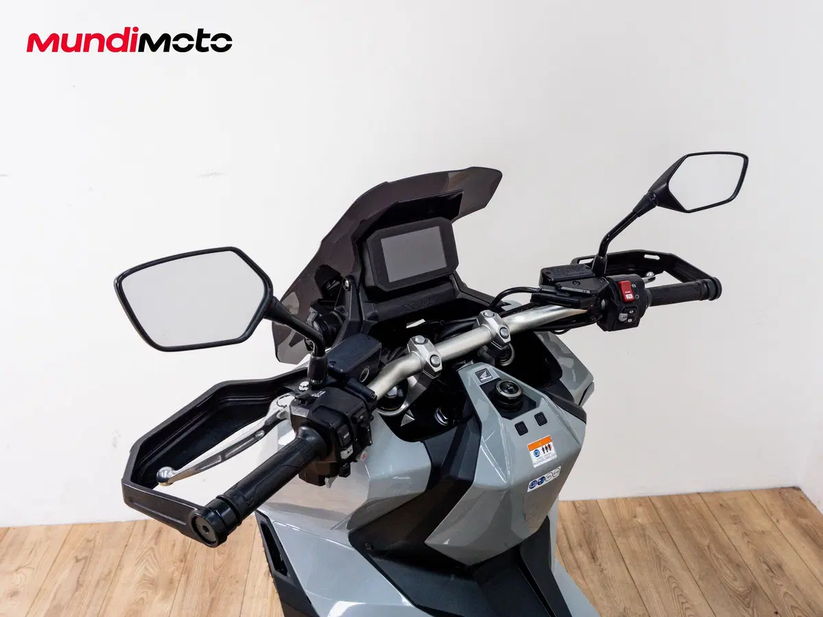 Honda X-ADV 750 (2017) (11)