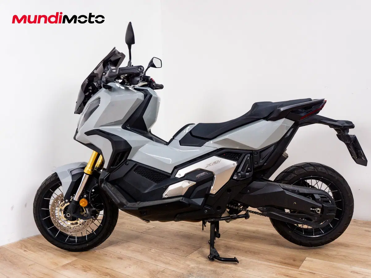 Honda X-ADV 750 (2017) (6)
