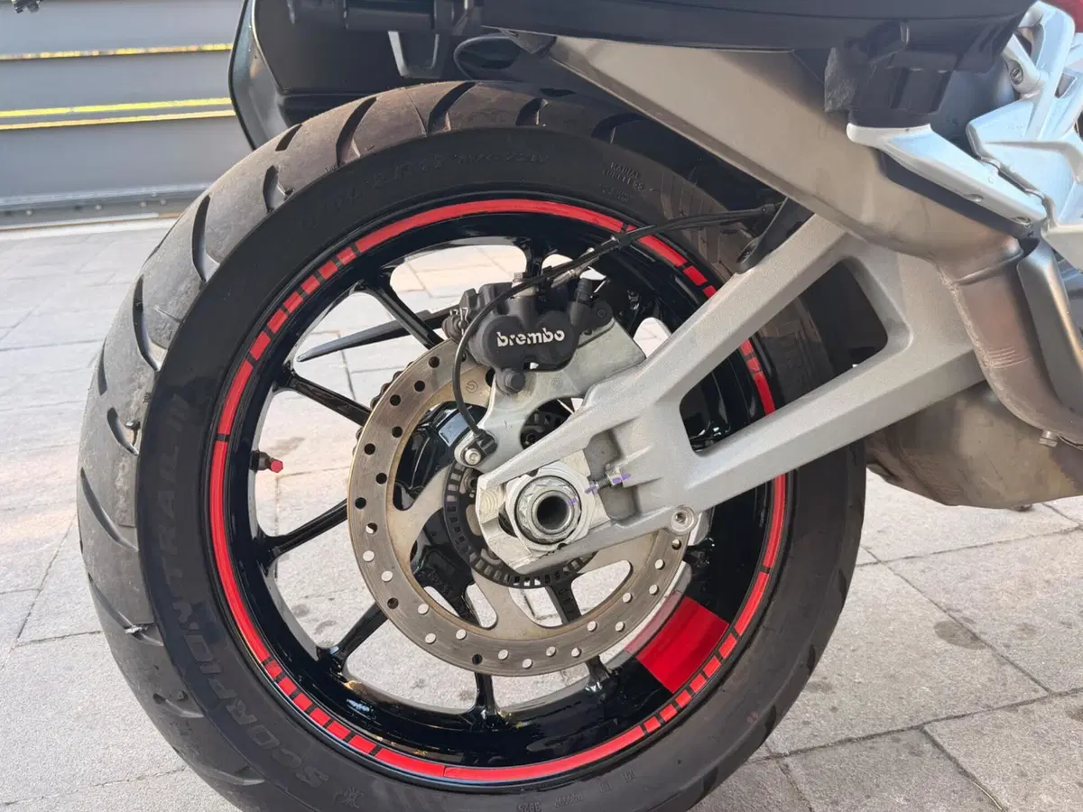 Ducati Multistrada V4 S (2021 - 24) (2)