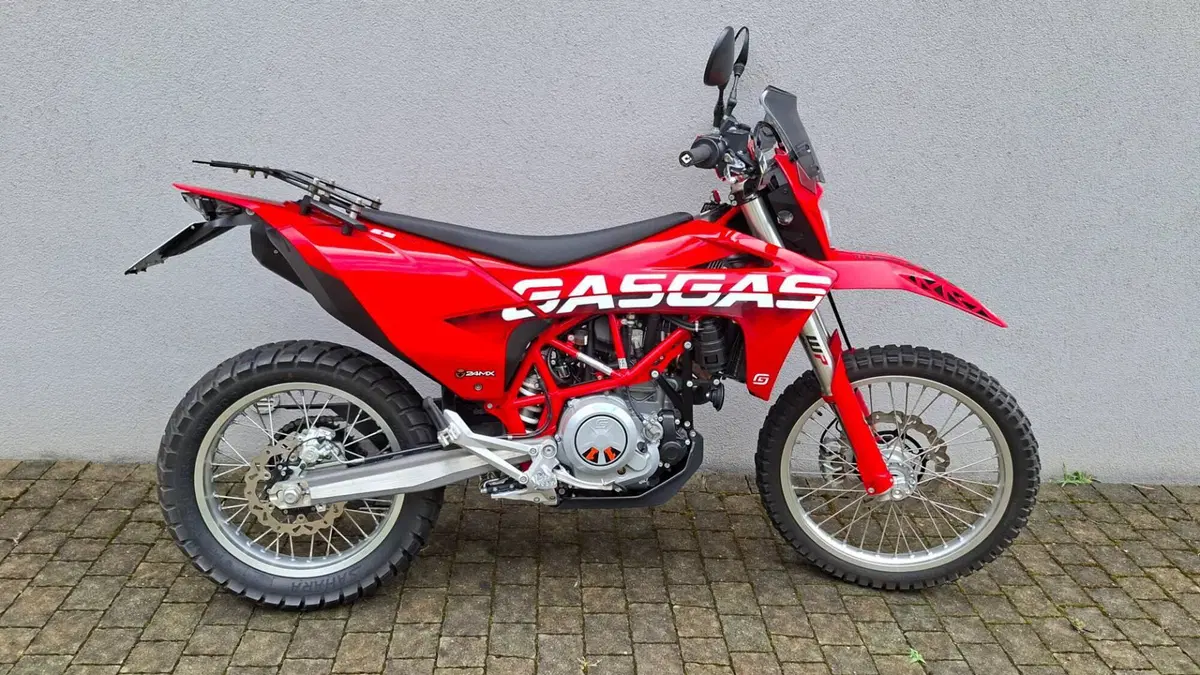 GASGAS ES 700 (2022 - 26) (2)