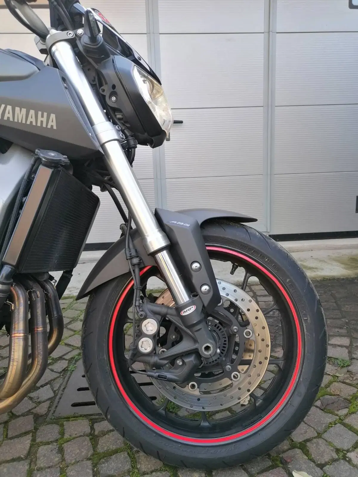 Yamaha MT-09 ABS (2013 - 15)