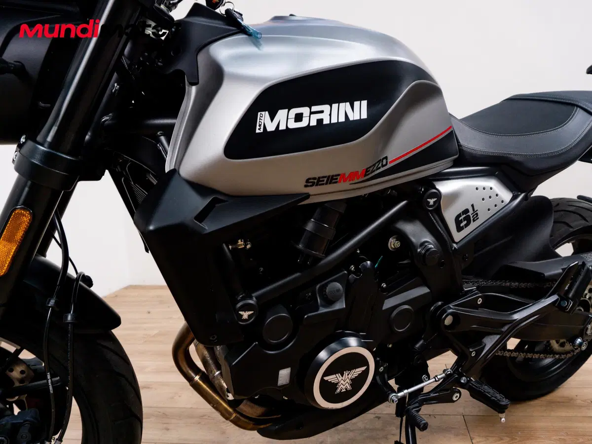 Moto Morini SEIEMMEZZO STR (2022 - 26) (7)
