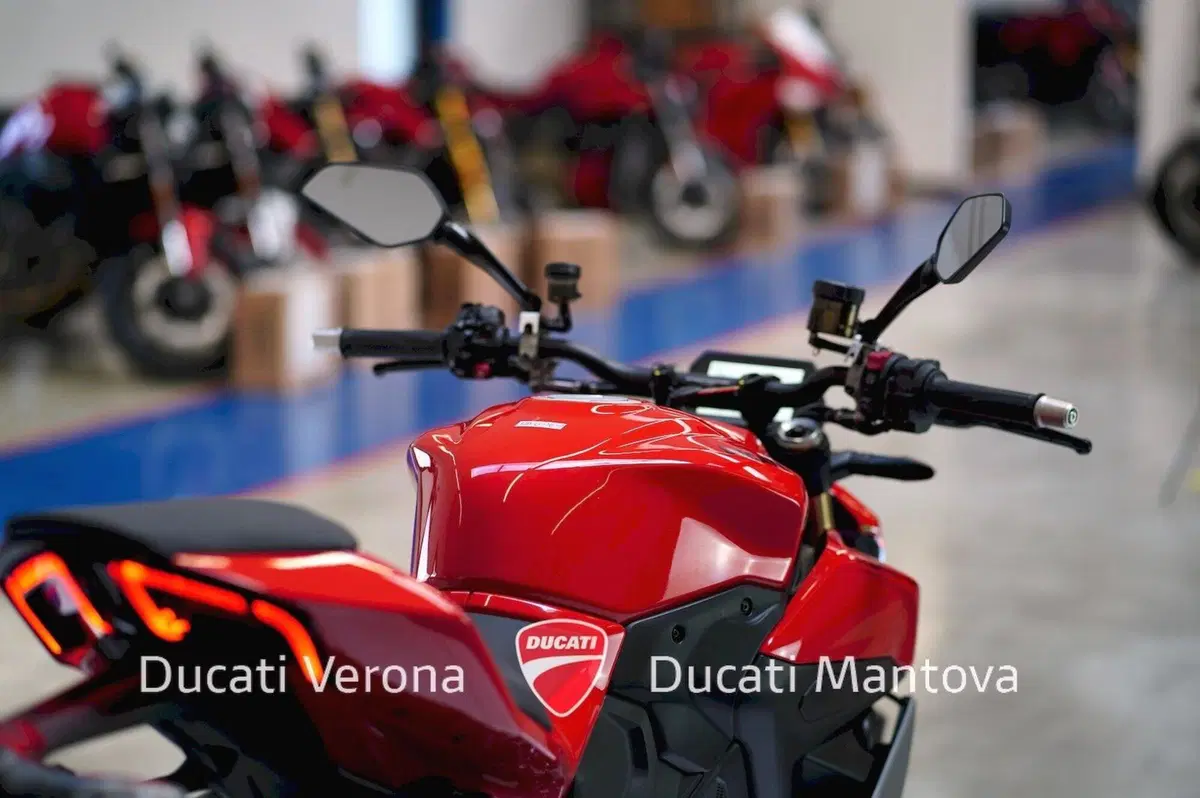 Ducati Streetfighter V2 (2025 - 26) (13)
