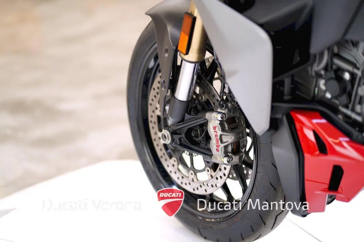 Ducati Streetfighter V2 (2025 - 26) (17)