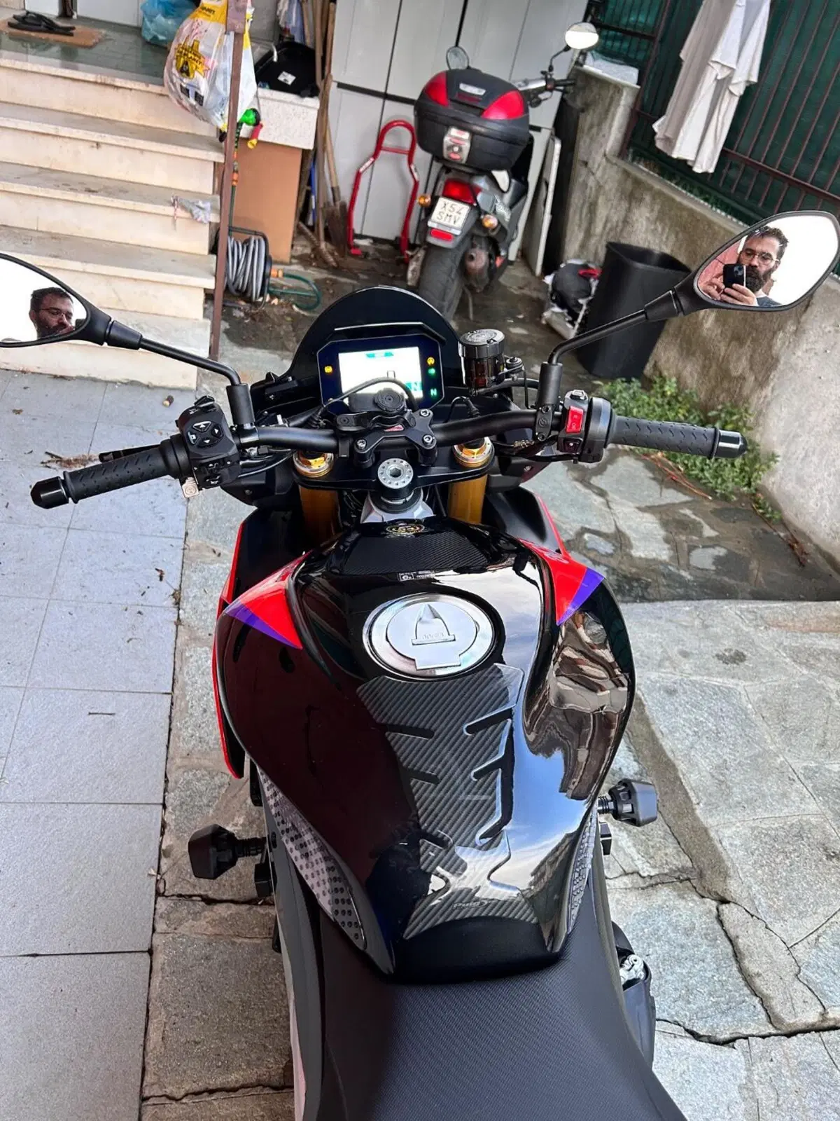 Aprilia Tuono V4 Factory (2021 - 24) (5)