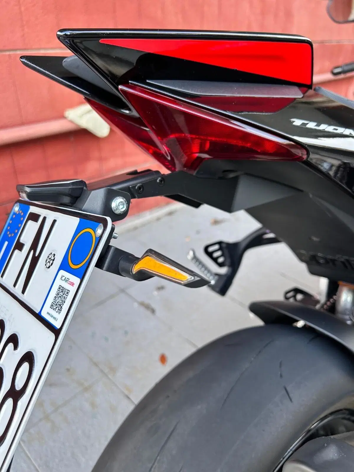 Aprilia Tuono V4 Factory (2021 - 24) (6)
