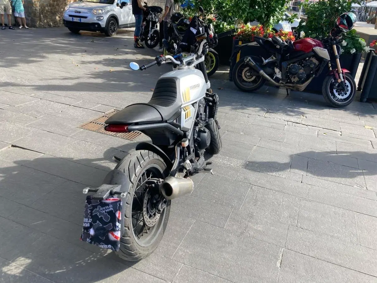 Brixton Motorcycles Crossfire 500 X (2021 - 26) (3)