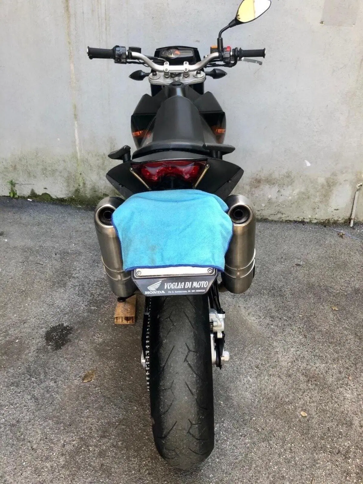 KTM 690 Supermoto (2007 - 12) (4)