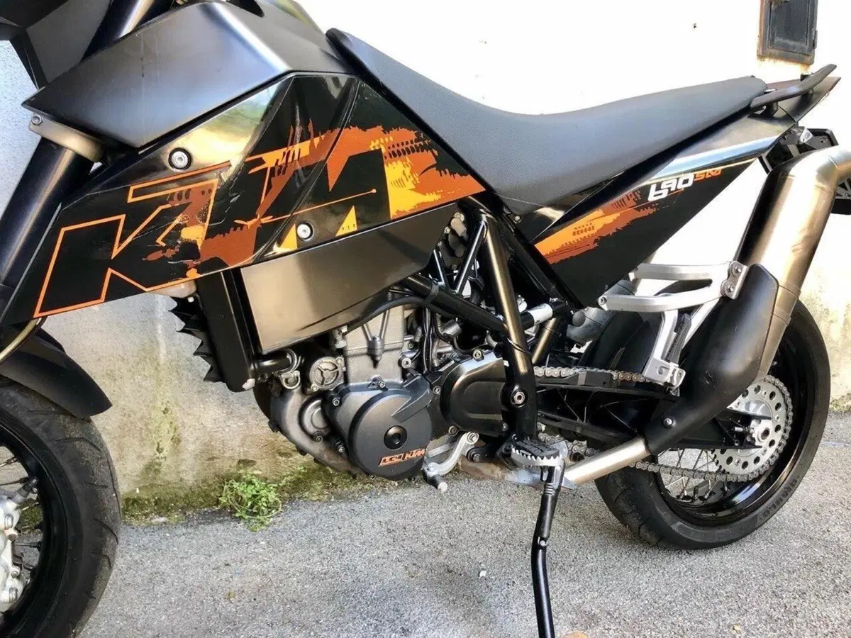 KTM 690 Supermoto (2007 - 12) (9)