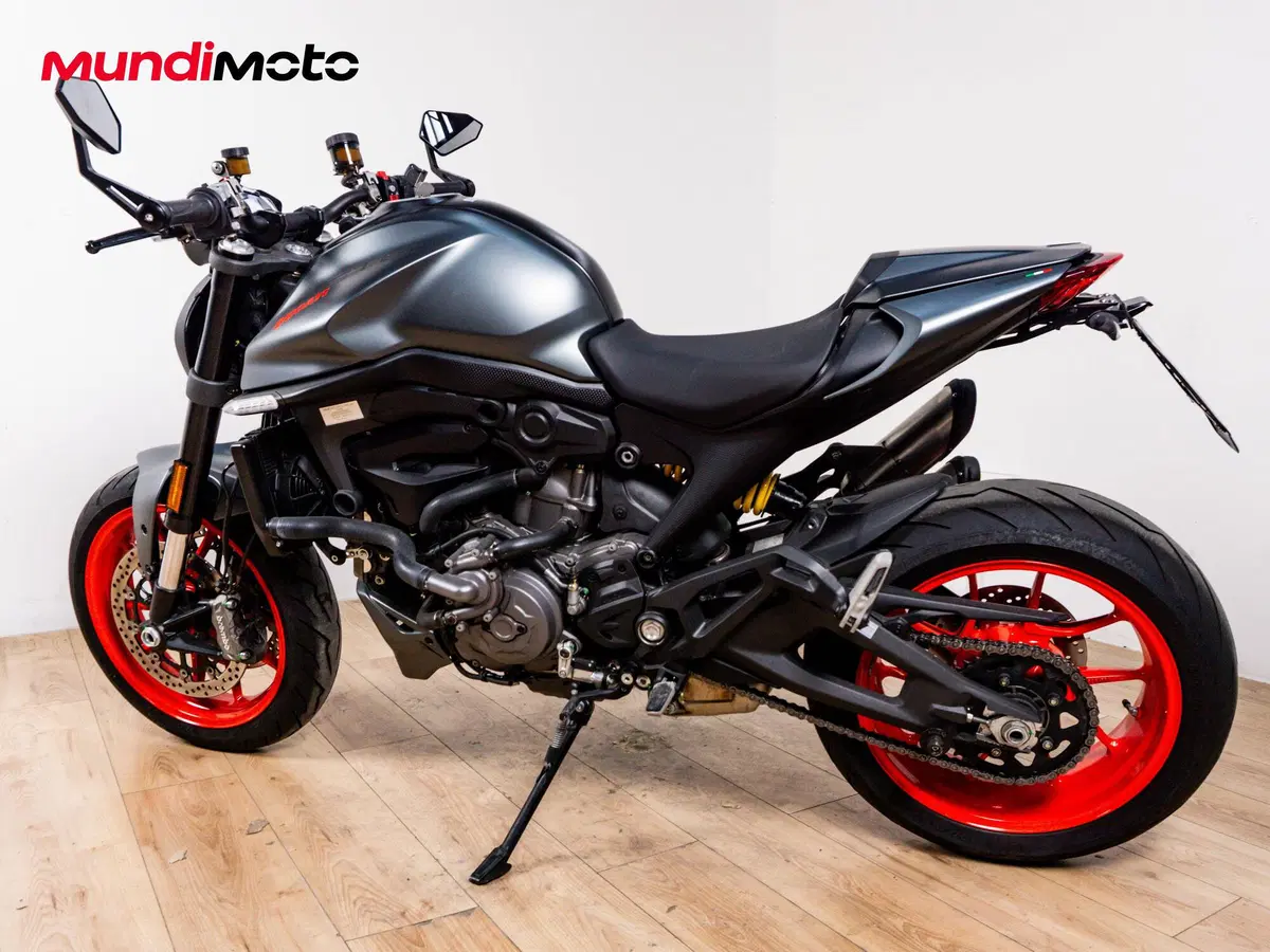 Ducati Monster 937 (2021 - 25) (7)