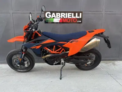 KTM 690 SMC R (2026) usata
