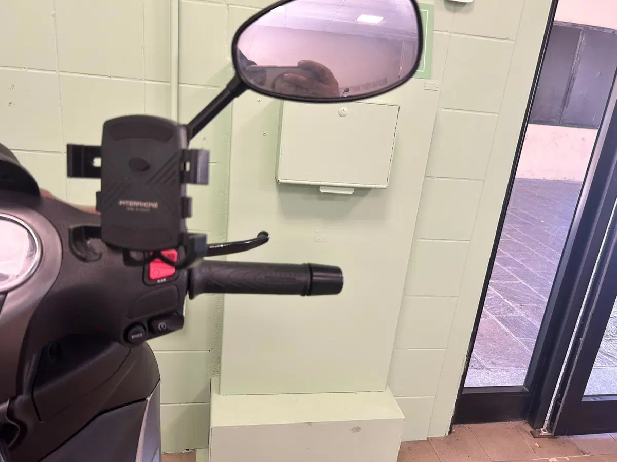 Piaggio Beverly 300 i.e. ABS-ASR (2016 - 20) (6)