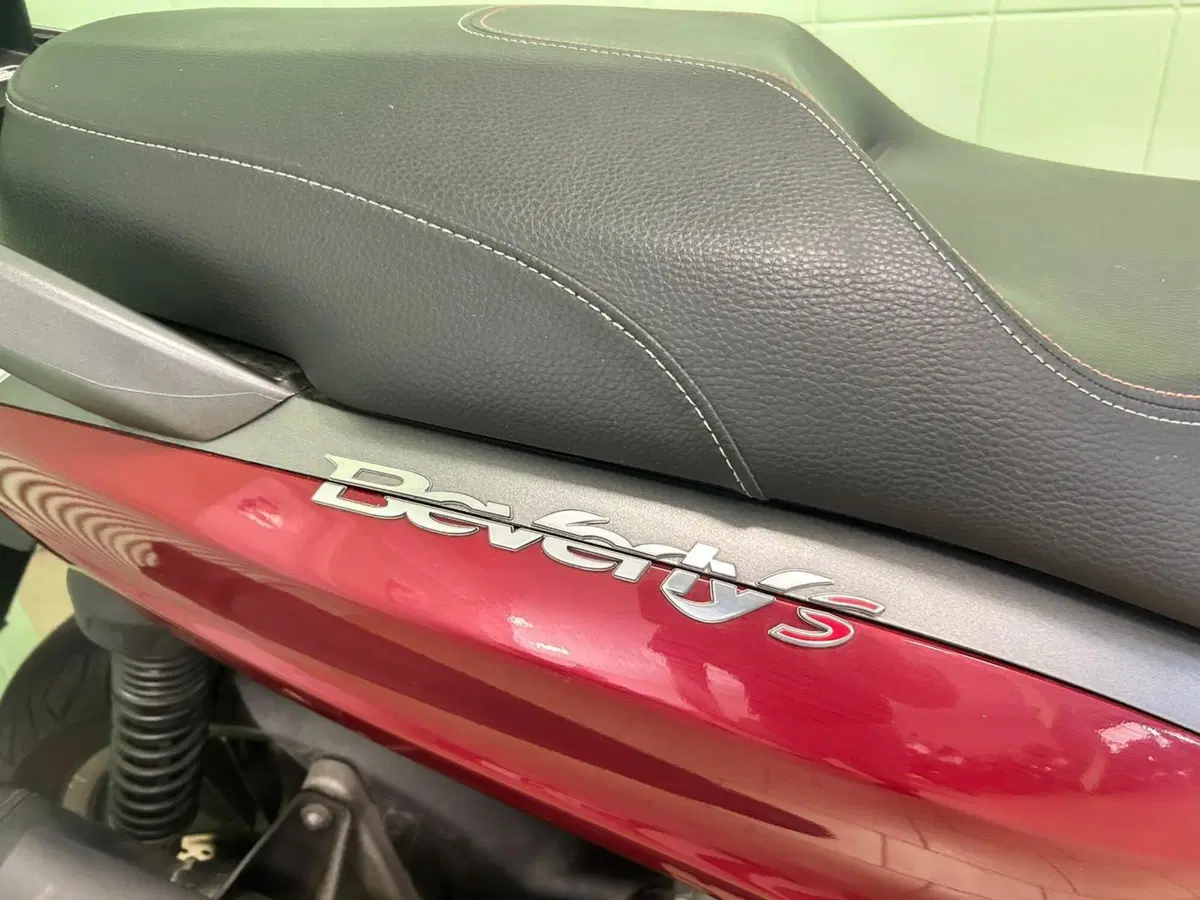 Piaggio Beverly 300 i.e. ABS-ASR (2016 - 20) (13)