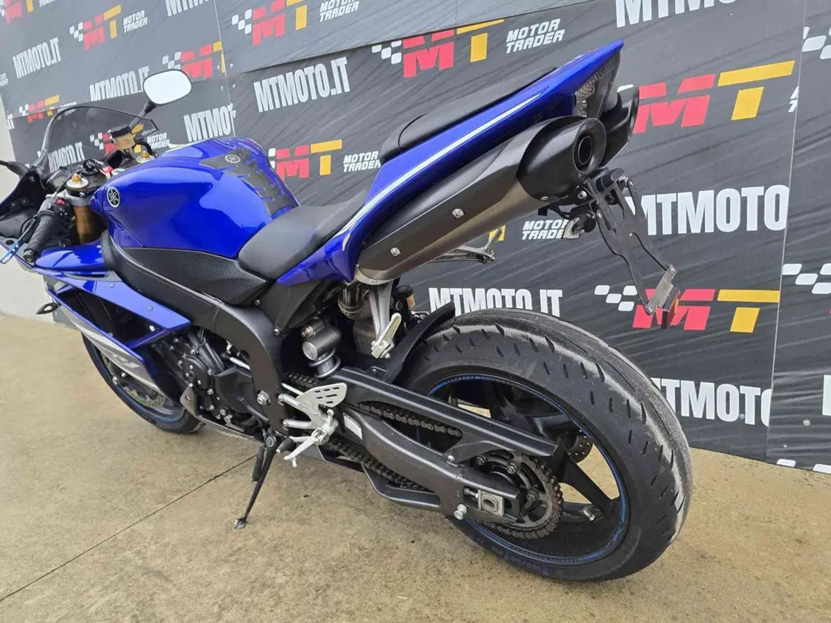 Yamaha YZF R1 (2007 - 08) (3)