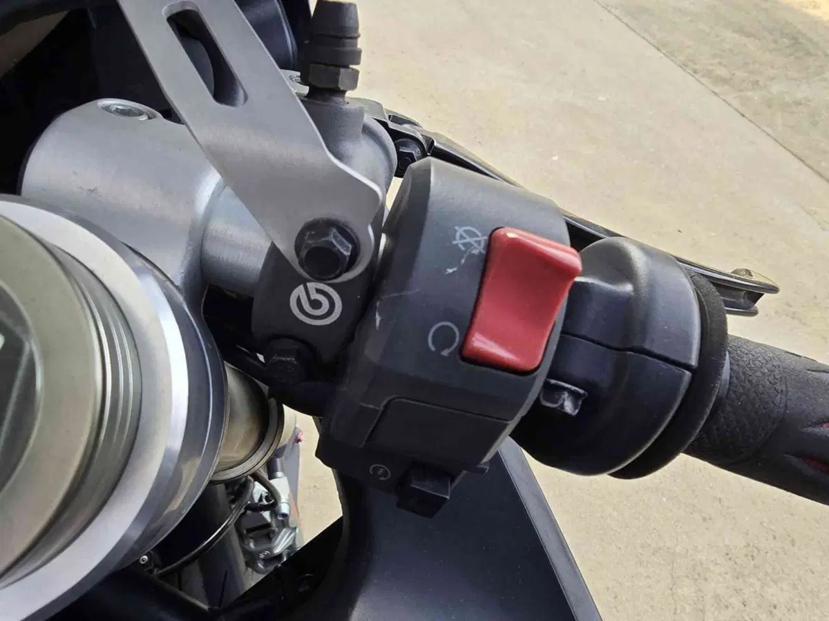 Ducati 848 (2007 - 13) (12)