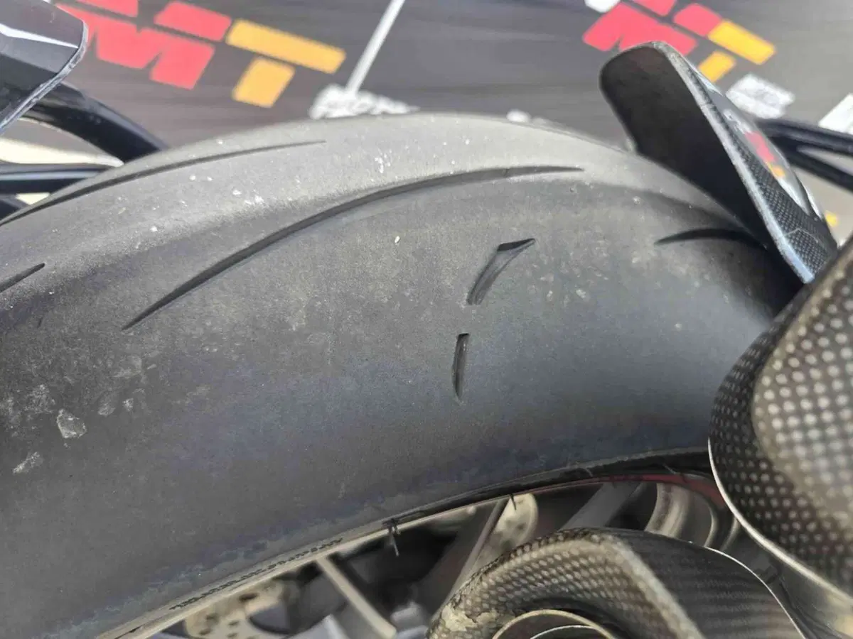 Ducati Streetfighter (2009 - 12) (12)
