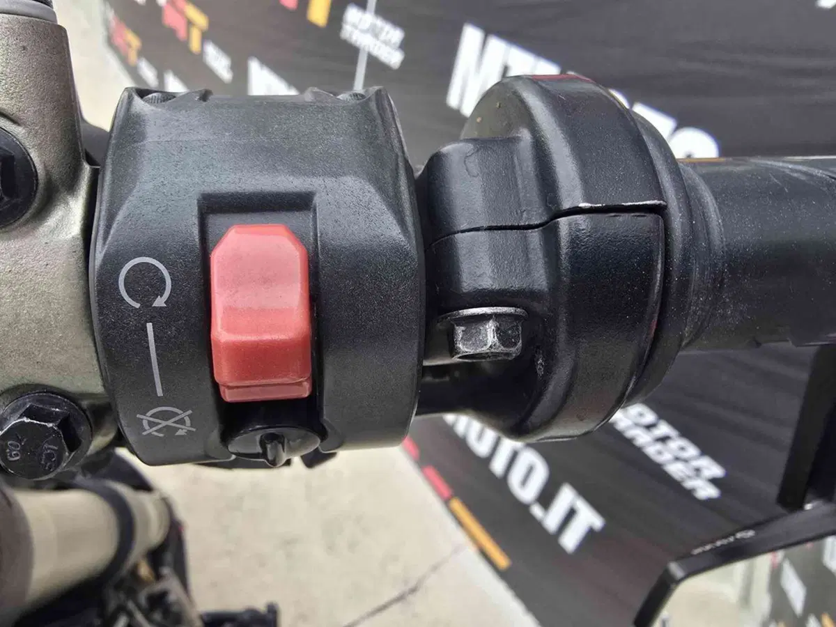 Ducati Streetfighter (2009 - 12) (37)