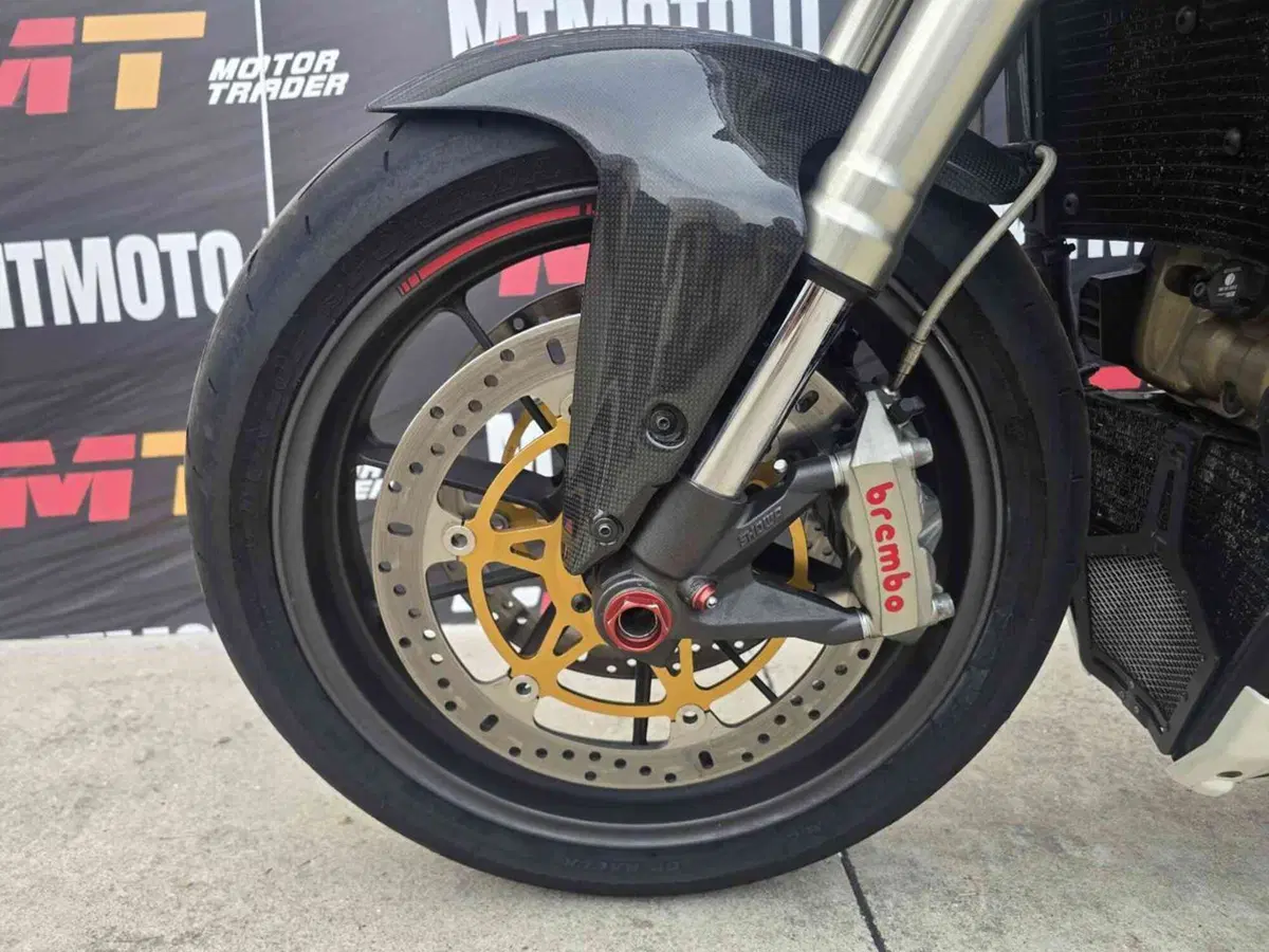 Ducati Streetfighter (2009 - 12) (8)