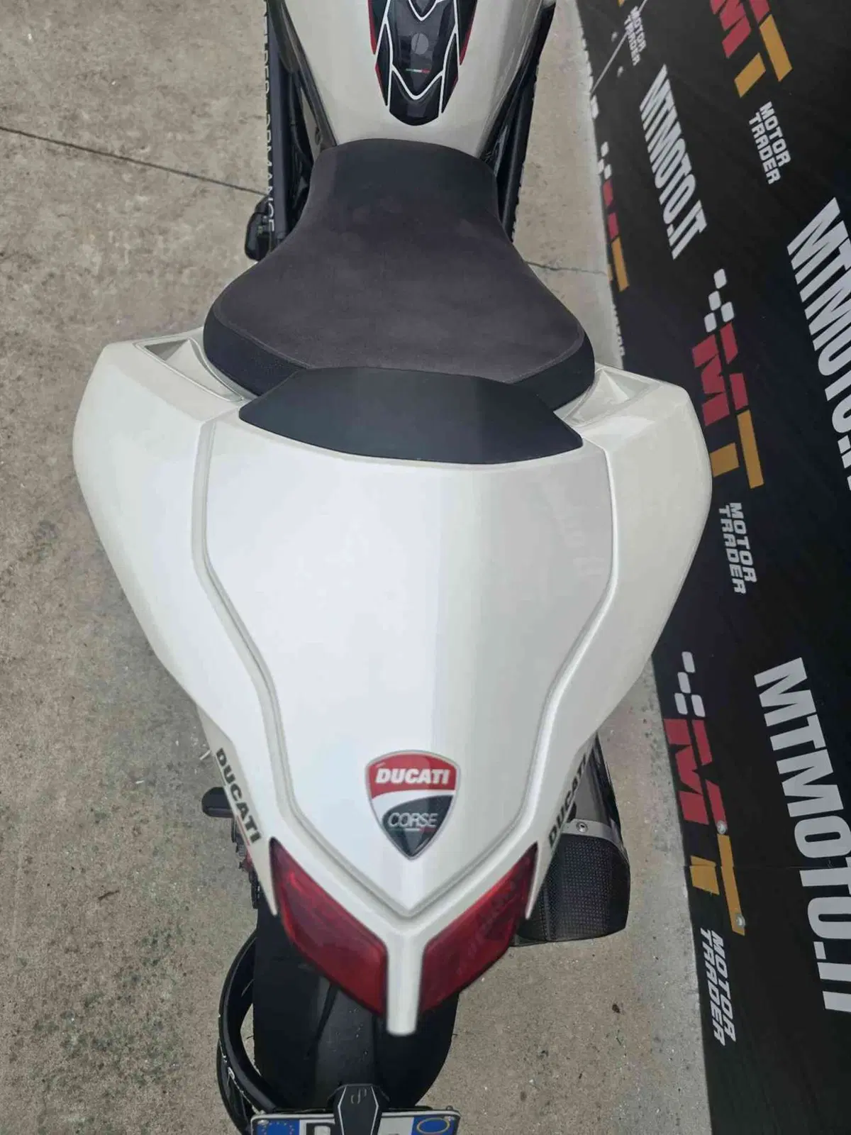 Ducati Streetfighter (2009 - 12) (39)