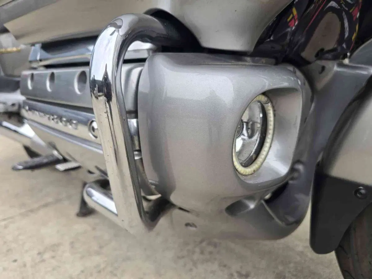 Honda GL 1800 Gold Wing (2000 - 05) (17)