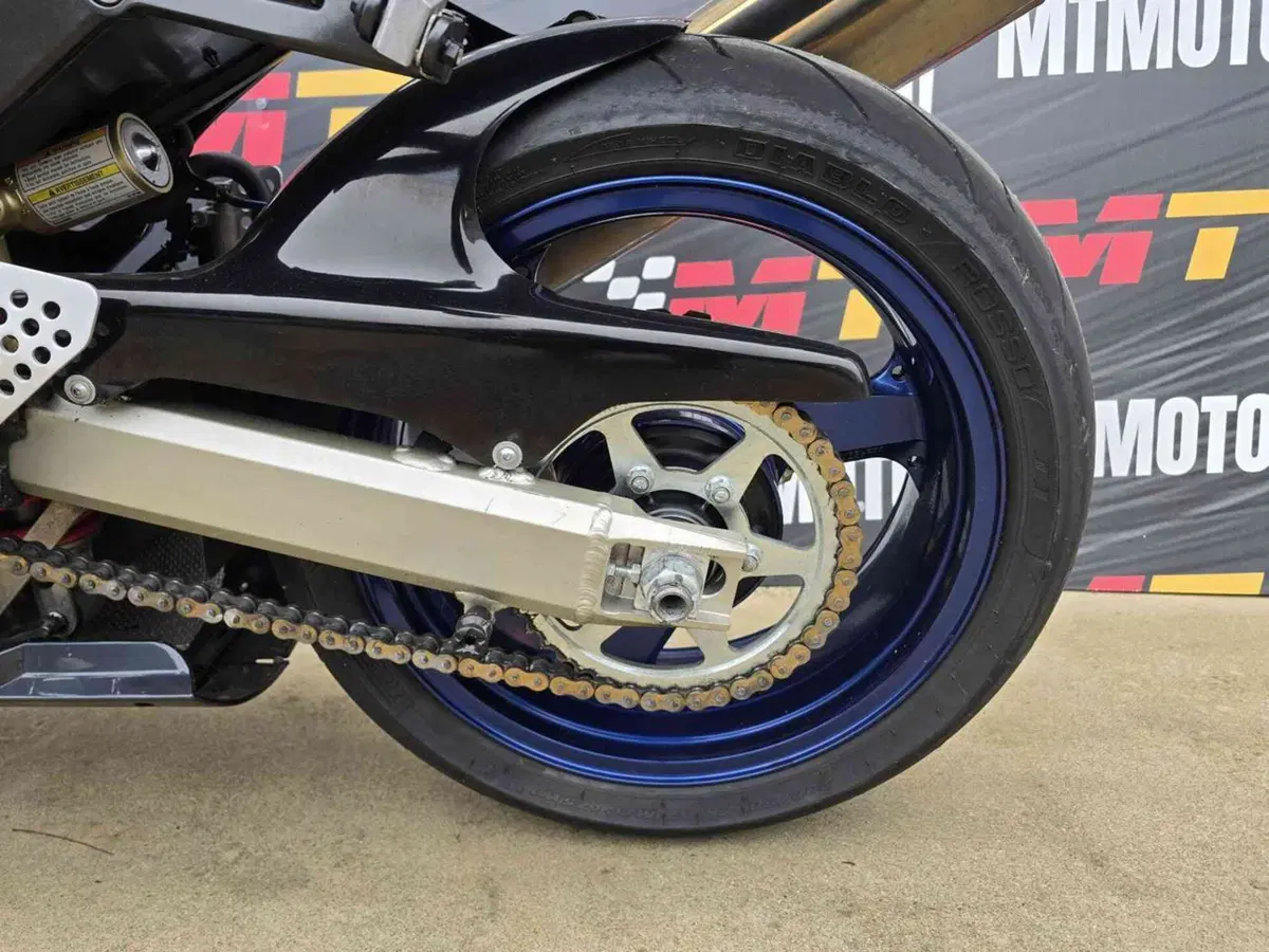 Kawasaki Ninja 1200 ZX-12R (2000 - 06) (13)