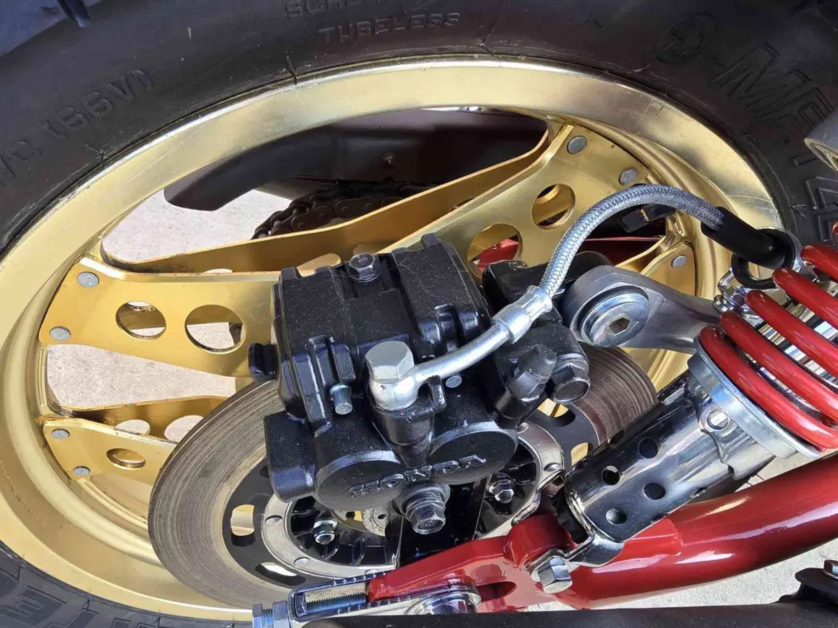 Honda cb1100r Scambio con Rolex (9)