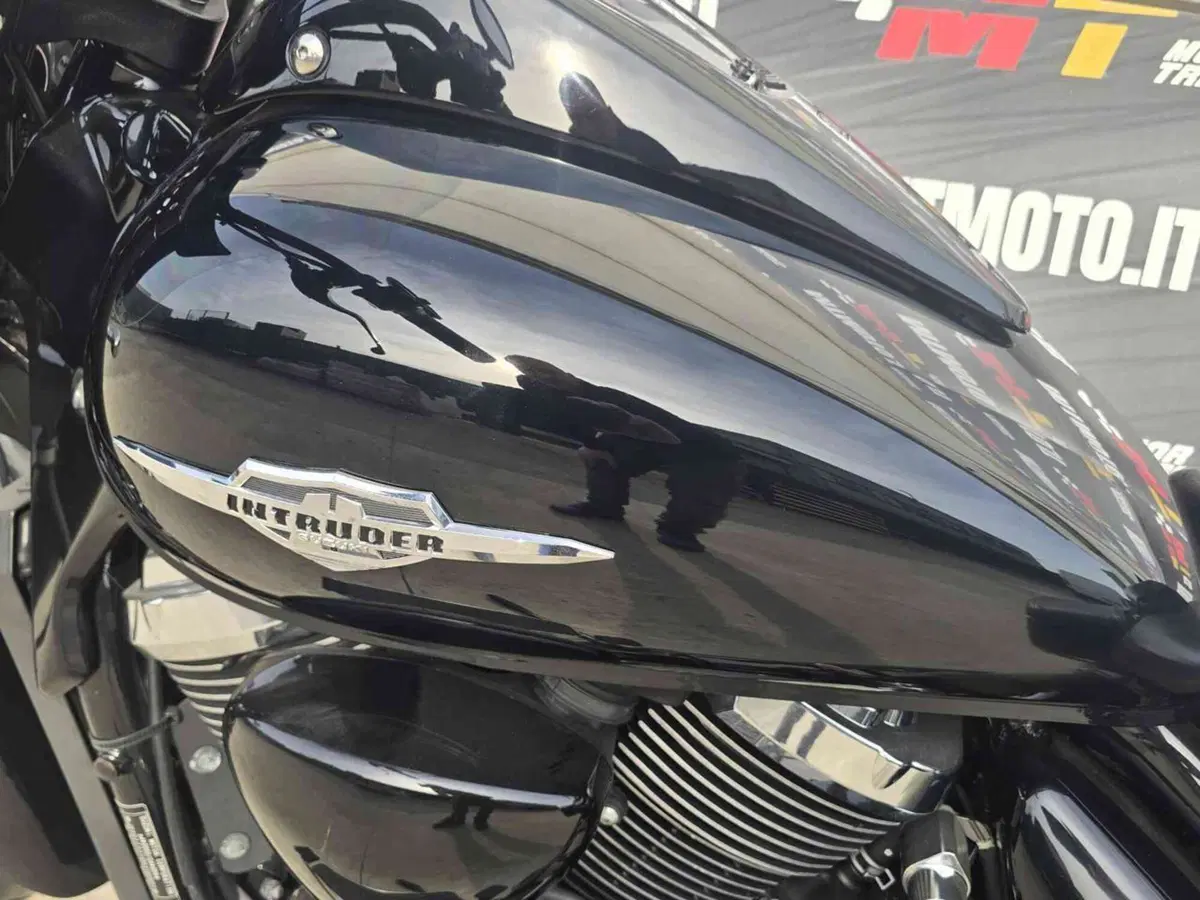 Suzuki Intruder C 1500 T (2013 - 16) (10)
