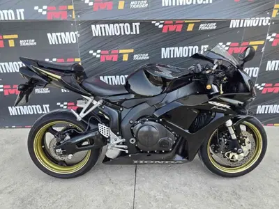 Honda CBR 1000 RR Fireblade (2006 - 07) usata