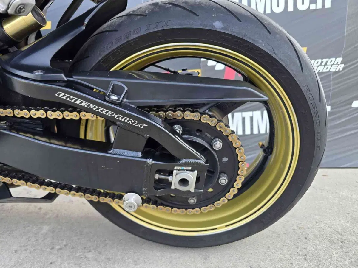 Honda CBR 1000 RR Fireblade (2006 - 07) (17)