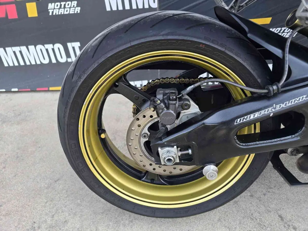 Honda CBR 1000 RR Fireblade (2006 - 07) (18)