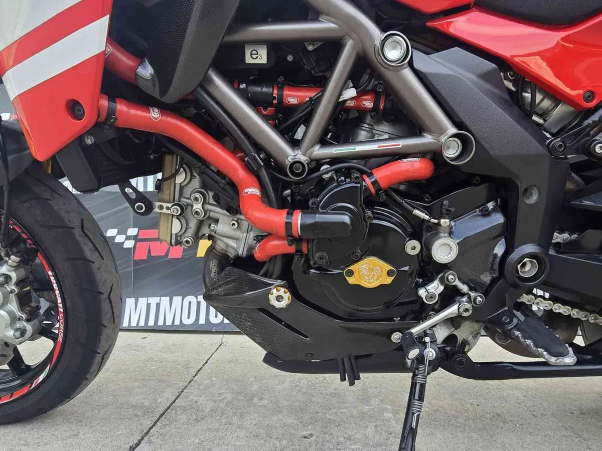 Ducati Multistrada 1200 S Pikes Peak (2010 - 12) (11)