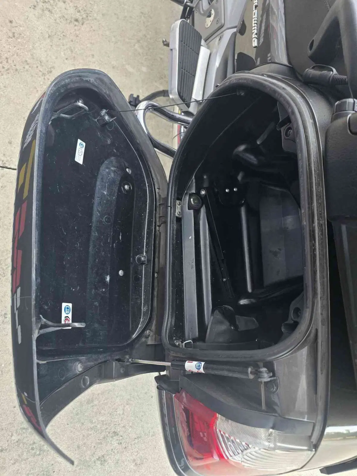 Honda GL 1800 Gold Wing (2007 - 11) (15)