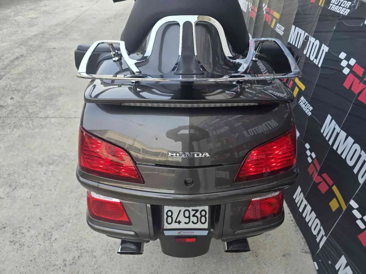 Honda GL 1800 Gold Wing (2007 - 11) (46)