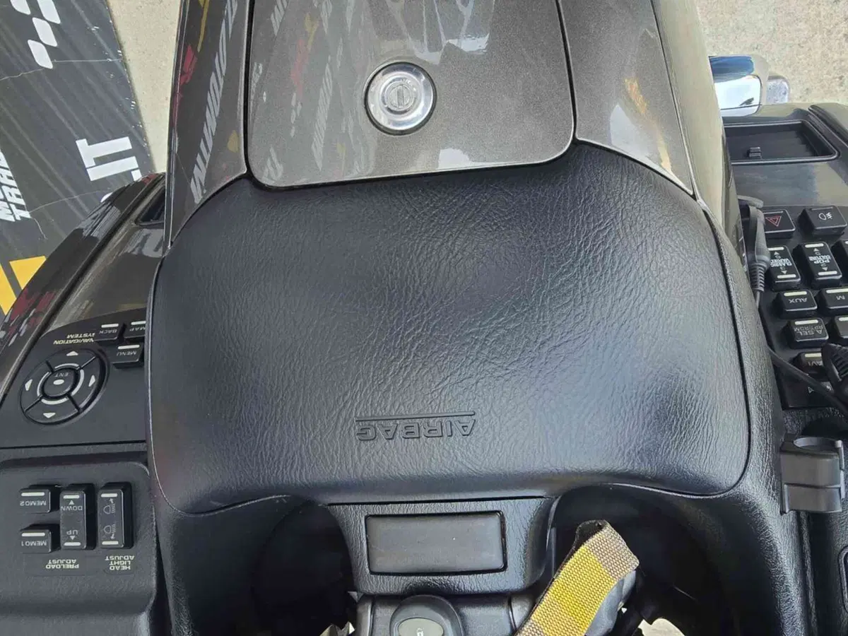 Honda GL 1800 Gold Wing (2007 - 11) (39)