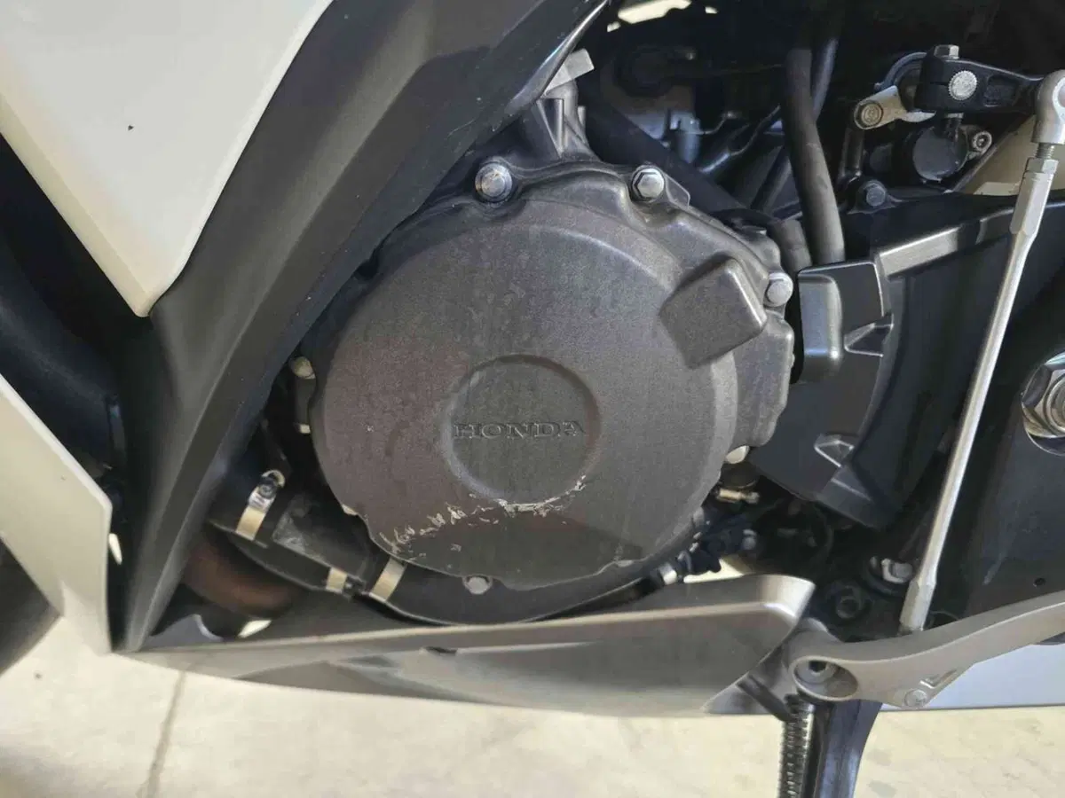 Honda CBR 1000 RR Fireblade (2012 - 16) (19)