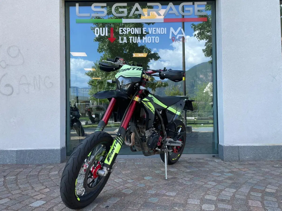 Fantic Motor XMF 125 Motard Competition 4T (2023 - 24) (3)