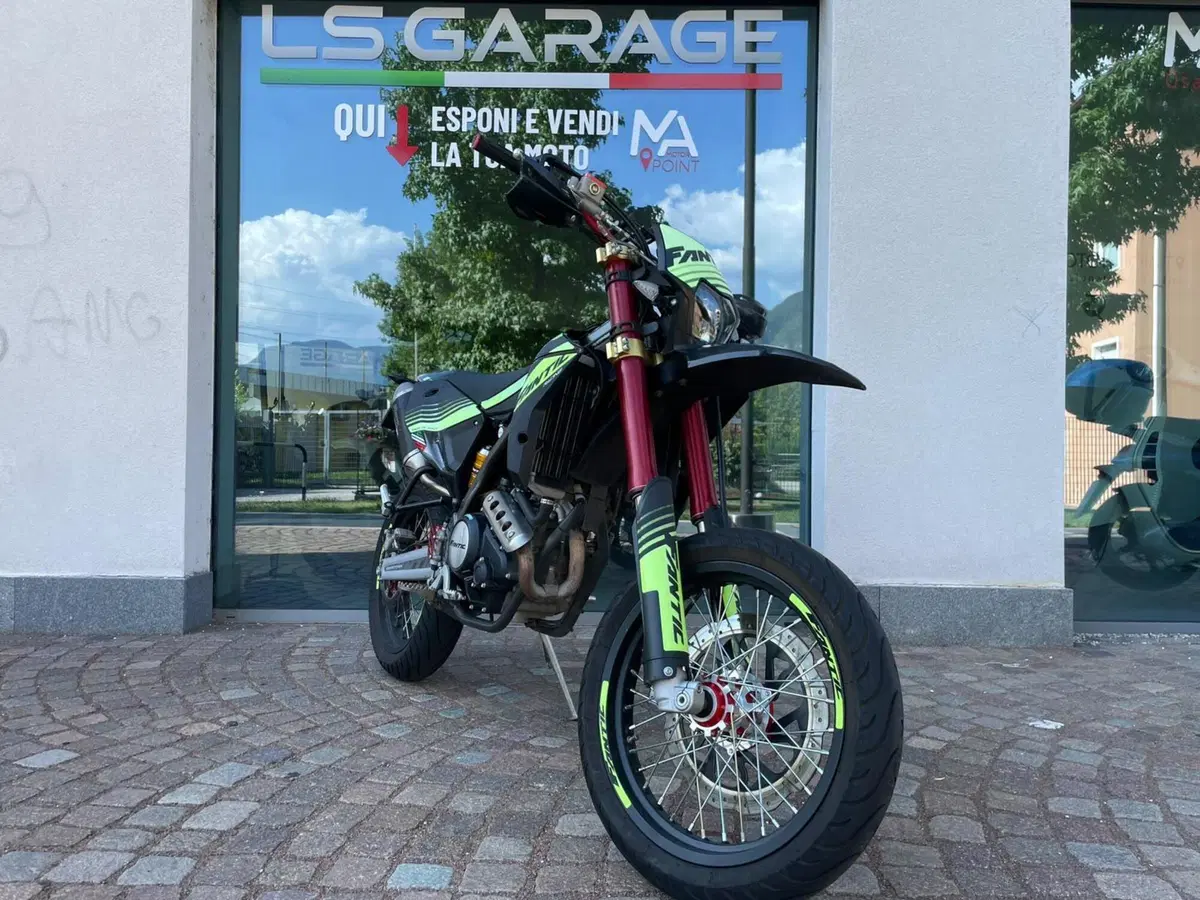 Fantic Motor XMF 125 Motard Competition 4T (2023 - 24) (4)