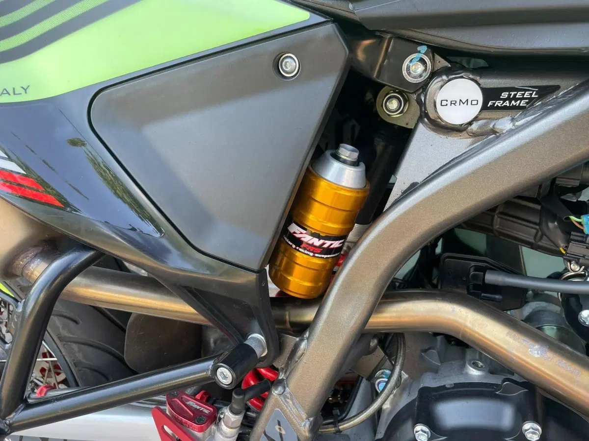 Fantic Motor XMF 125 Motard Competition 4T (2023 - 24) (10)