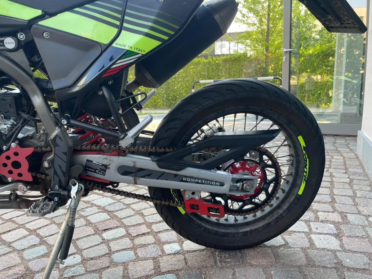 Fantic Motor XMF 125 Motard Competition 4T (2023 - 24) (11)