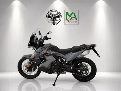 KTM 890 Adventure (2022) usata