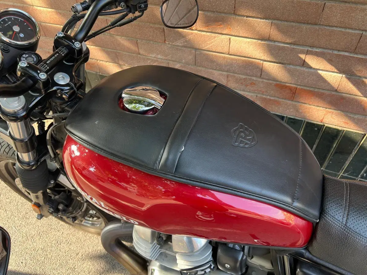 Royal Enfield Interceptor 650 (2021 - 26) (8)