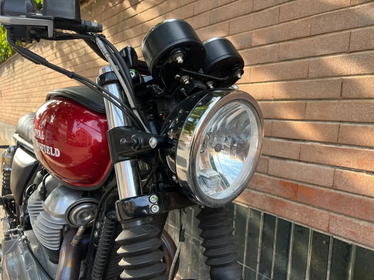 Royal Enfield Interceptor 650 (2021 - 26) (12)