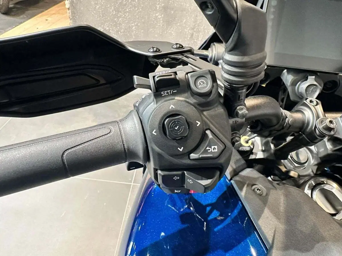 Yamaha Tracer 9 GT+ Y-AMT (2025 - 26) (7)