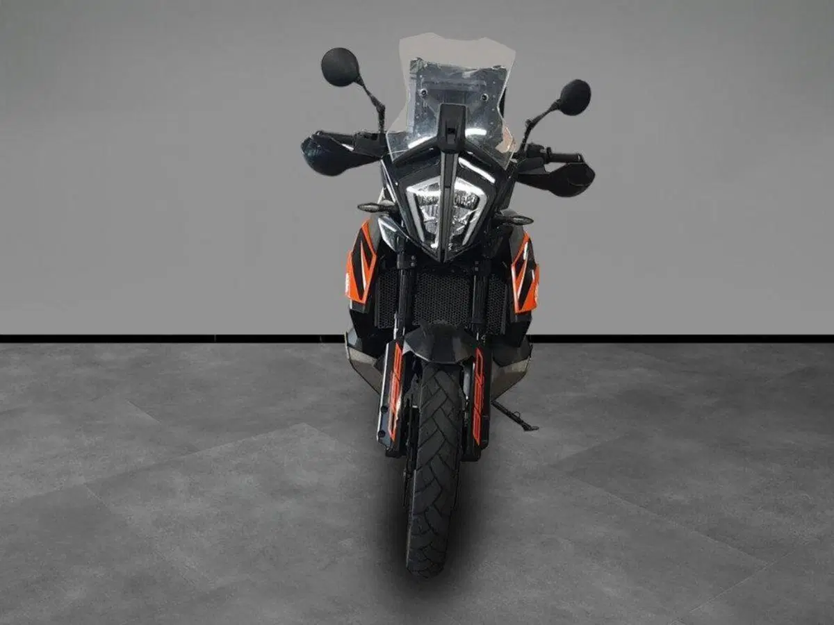 KTM 890 Adventure (2022) (3)