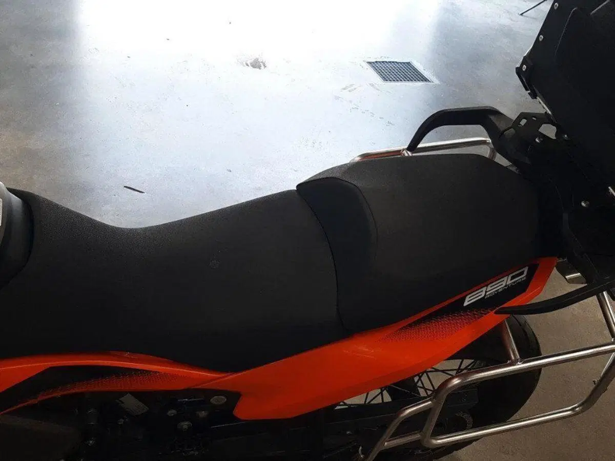 KTM 890 Adventure (2022) (5)