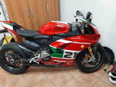 Ducati Panigale V2 Bayliss 1st Championship 20th Anniversary (2021 - 24) usata